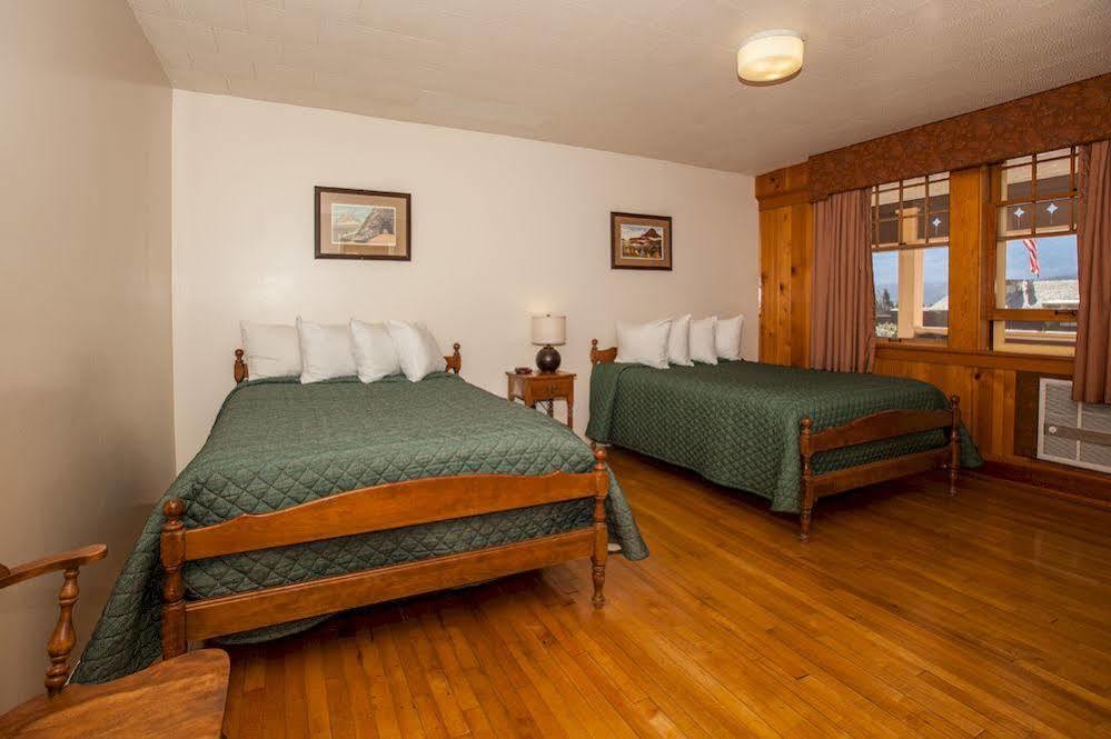 Rising Sun Motor Inn East Glacier Park Village المظهر الخارجي الصورة